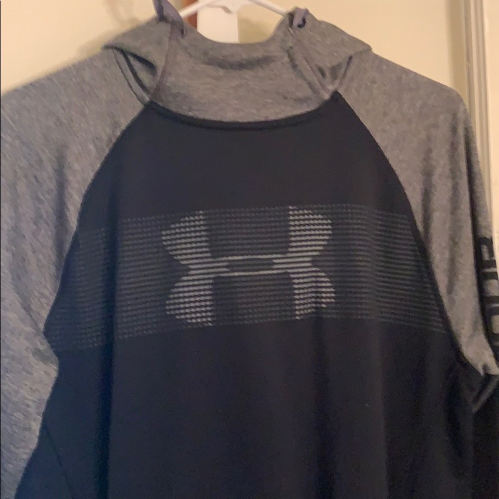 Men’s black/grey UH hoodie